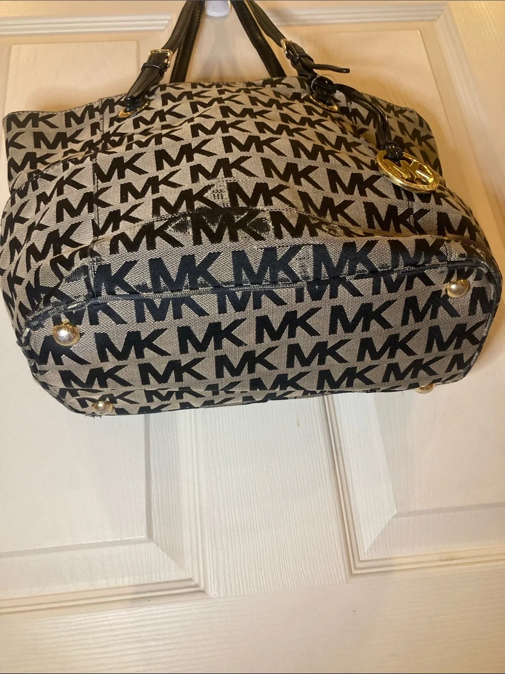Michael Kors design tan